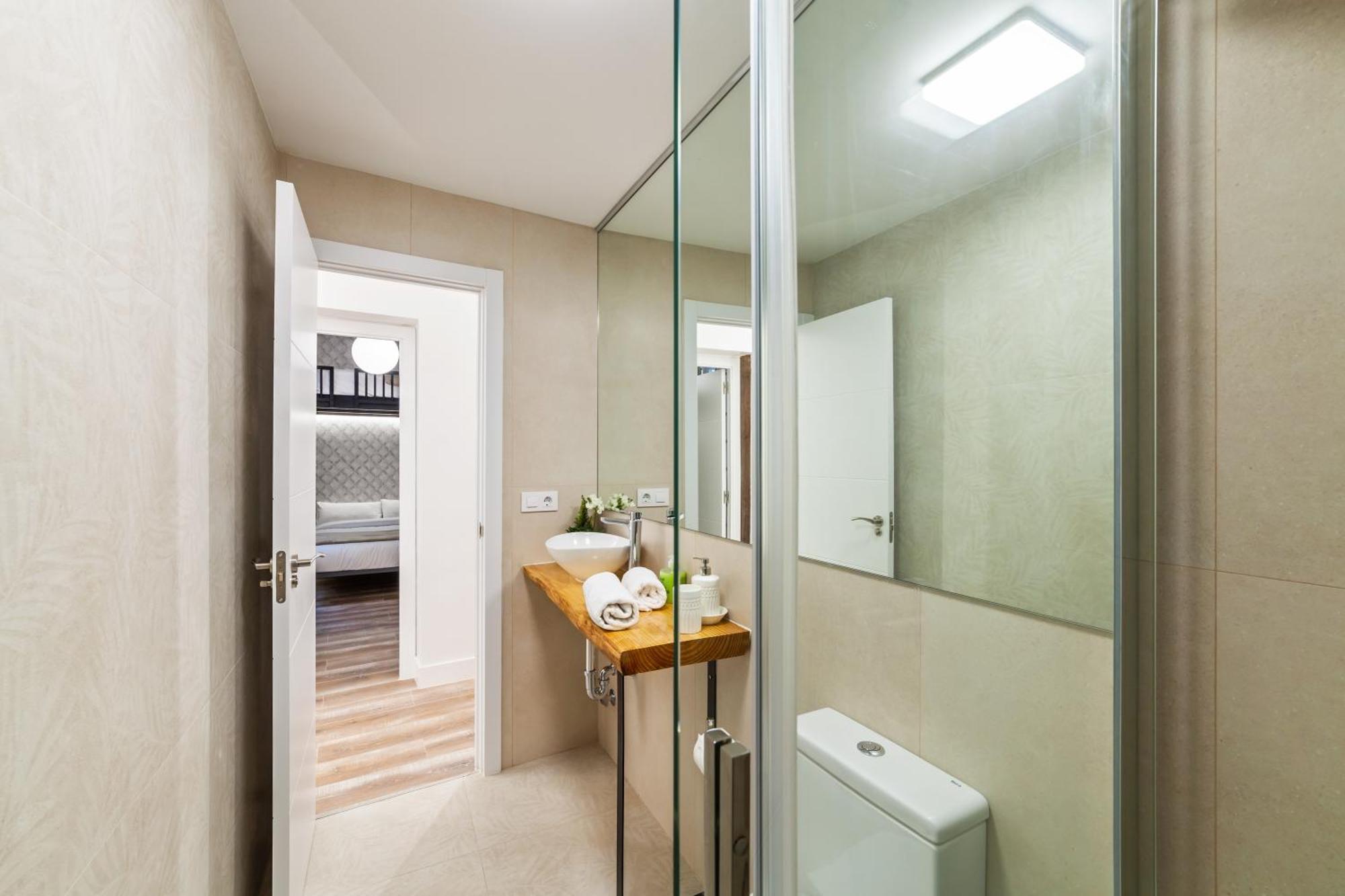 Spacious 3 Bedroom In Centro Apartamento